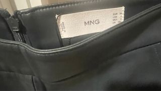 Falda polipiel bolsillos