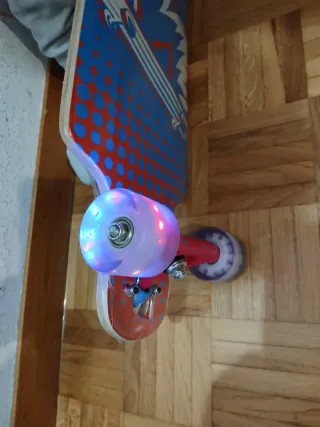 Longboard Muuwmi ABEC 7 sin estrenar