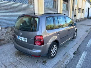 Volkswagen Touran 2010