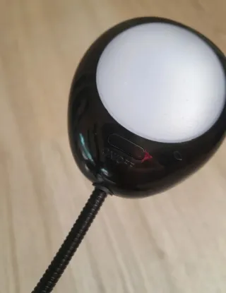 Mini trípode para Smartphone con LED 360° rotación