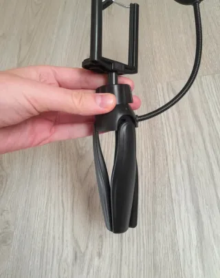 Mini trípode para Smartphone con LED 360° rotación