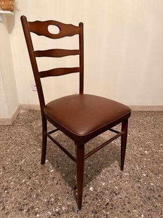 Mesa de comedor y 6 sillas