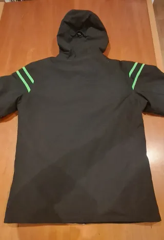 Chaqueta de esquí negra hombre.