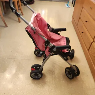 Carrito de juguete para bebes o muñecas.