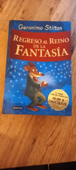 Regreso al Reino de la Fantasía: ¡Libro con olo...