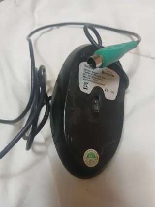 Ratón de ordenador con cable