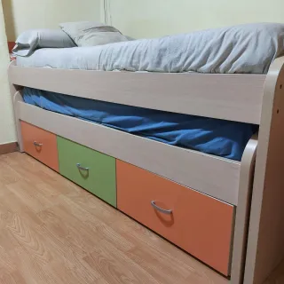 Cama juvenil con cajones