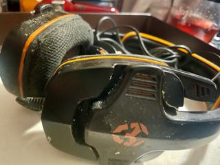 Auriculares con micrófono y cable