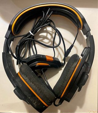 Auriculares con micrófono y cable
