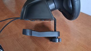 Volante Trust con pedales para PS2, PS3 y PC