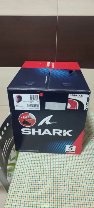 Casco Integral SHARK Spartan Carbon Skin