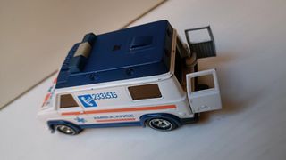 Ambulanza Majorette vintage anni '90