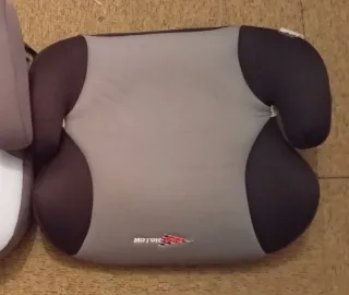 Alzadores per auto (2 unità), a partire da 4€