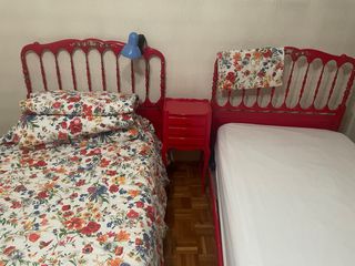 Dormitorio juvenil vintage rojo