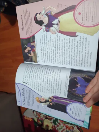 Disney Princesas. Guía mágica de personajes