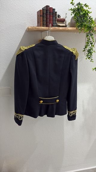 Chaqueta La Condesa Negra y Dorada