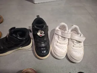 Lote Ropa y zapatos Niña 6-12 Meses