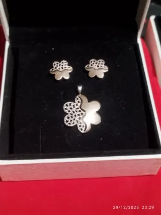 JUEGO PLATA COLGANTE Y PENDIENTES sellado 925