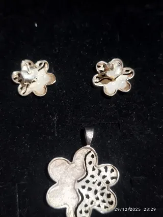 JUEGO PLATA COLGANTE Y PENDIENTES sellado 925