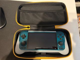 Retroid Pocket 4 Pro como nuevo + funda