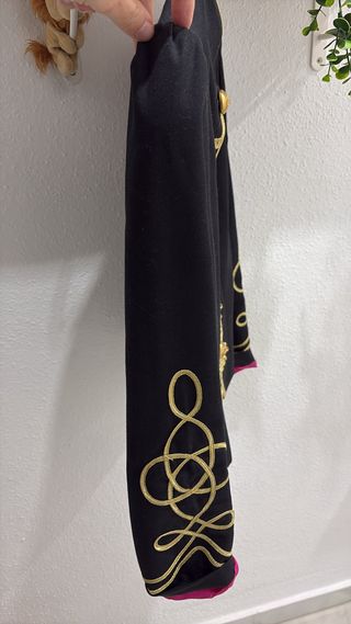 Chaqueta La Condesa Negra y Dorada