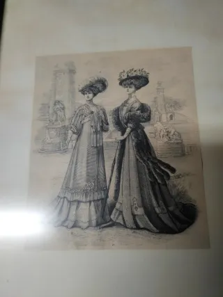 2 Cuadros Dibujos Carbón Mujer