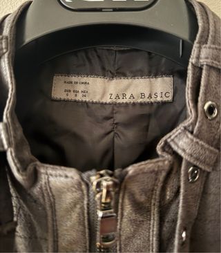 Chaqueta gris ‘Zara’