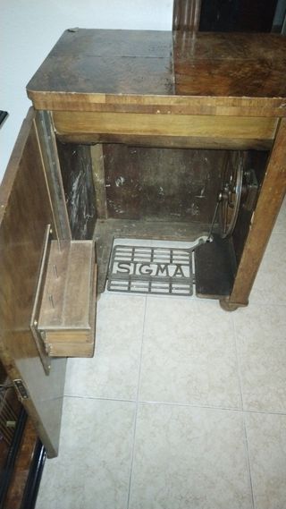 Mesa para máquina de coser Sigma