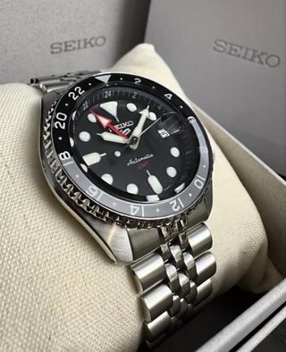 Reloj Seiko GMT Automático Negro