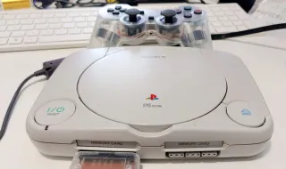 Consola Sony PSone + Mando Transparente