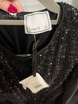 Vestido fiesta lentejuelas negro manga abullonada