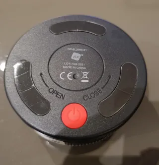 Baliza luminosa V16 Marca NK