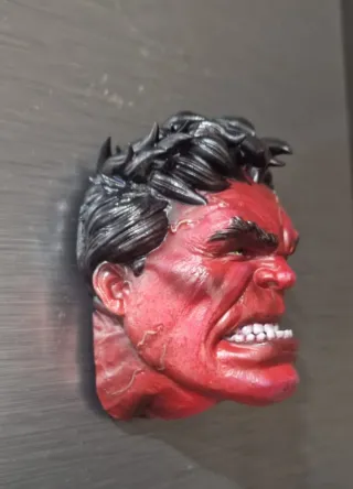 Imán Cabeza Hulk Rojo