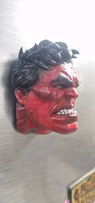 Imán Cabeza Hulk Rojo