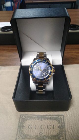 Reloj Hombre Azul y Dorado