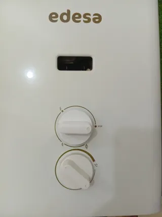Calentador de gas Edesa blanco
