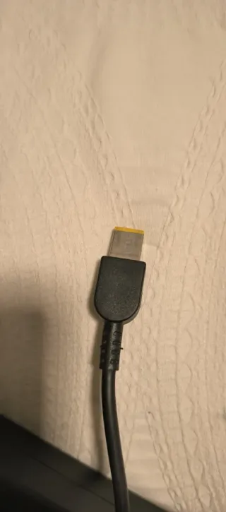 Cargador Lenovo 135W ADL135NLC3A