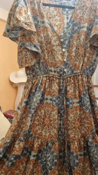 Vestido largo estampado fluido