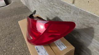 Piloto trasero derecho Mercedes CLA