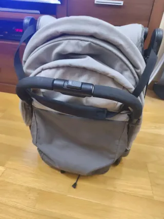 Carro bebé Joie plegable gris