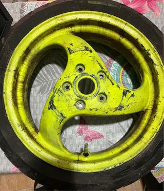 Rueda RNG Runner Amarilla