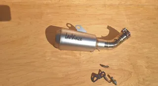 Escape LeoVince Kawasaki Z900 full o A2 2017-2025