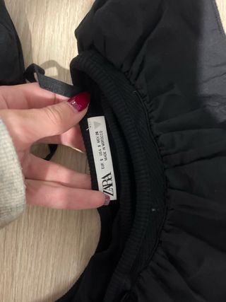 Top Zara volantes negro