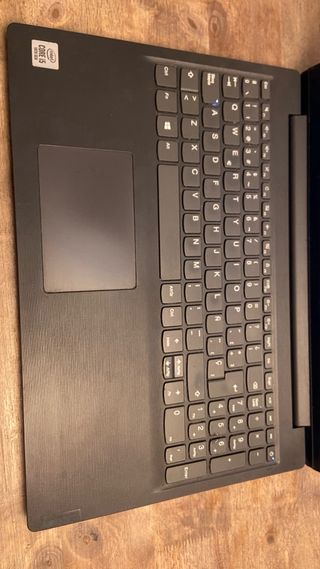 Lenovo V15 IIL i5-1035G1 256GB SSD