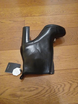 Botines Zara cremallera delantera piel Talla 37
