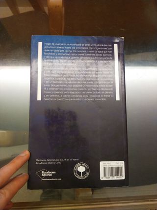 Bajo la piel del océano (Carlos Pedrós)