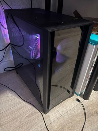 PC Gaming Negro con Cristal Templado