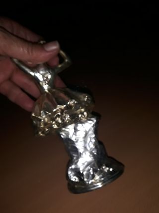 Figura bailarina bañada en plata