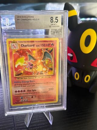 Carta Pokémon Charizard Holo R Beckett