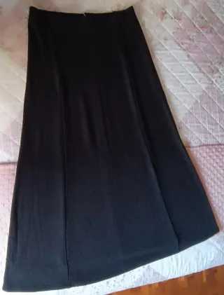 Falda Zara Larga Negra Talla M